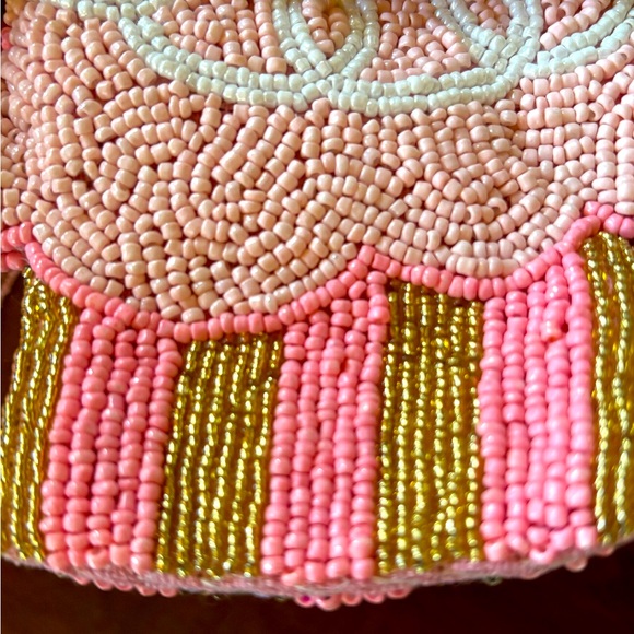 NWT Wandering Moon beaded Cupcake pouch - Picture 6 of 8